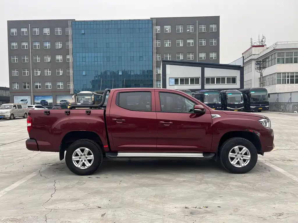 SAIC MAXUS CHASE T60