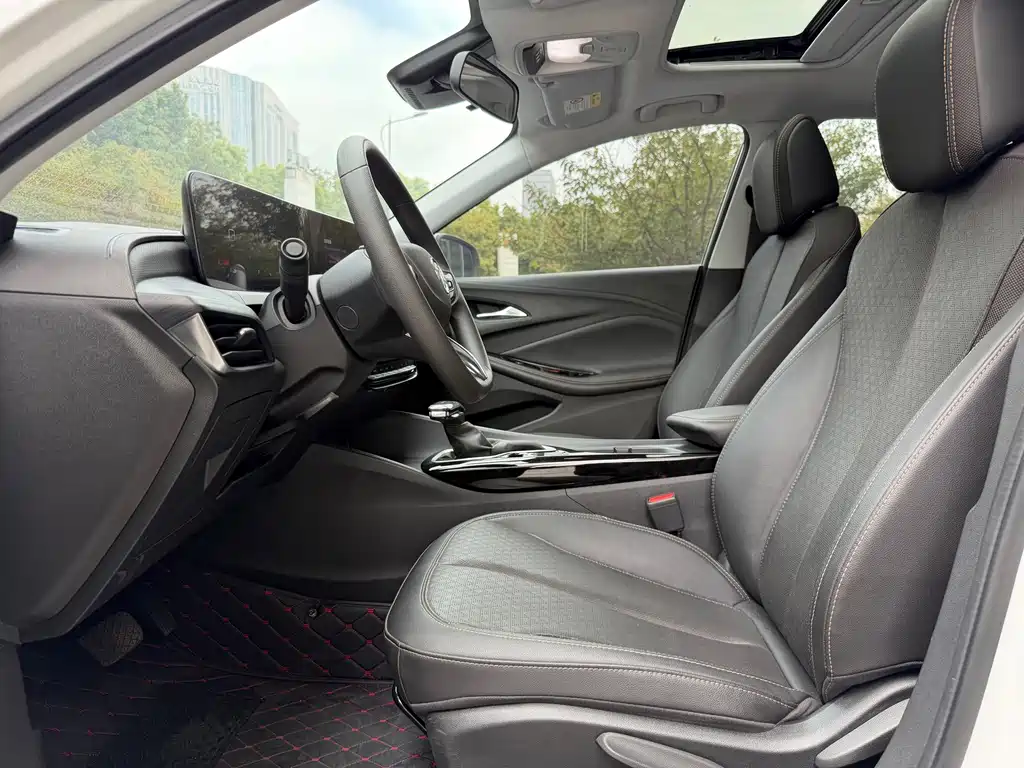 Buick Verano — миниатюра 9