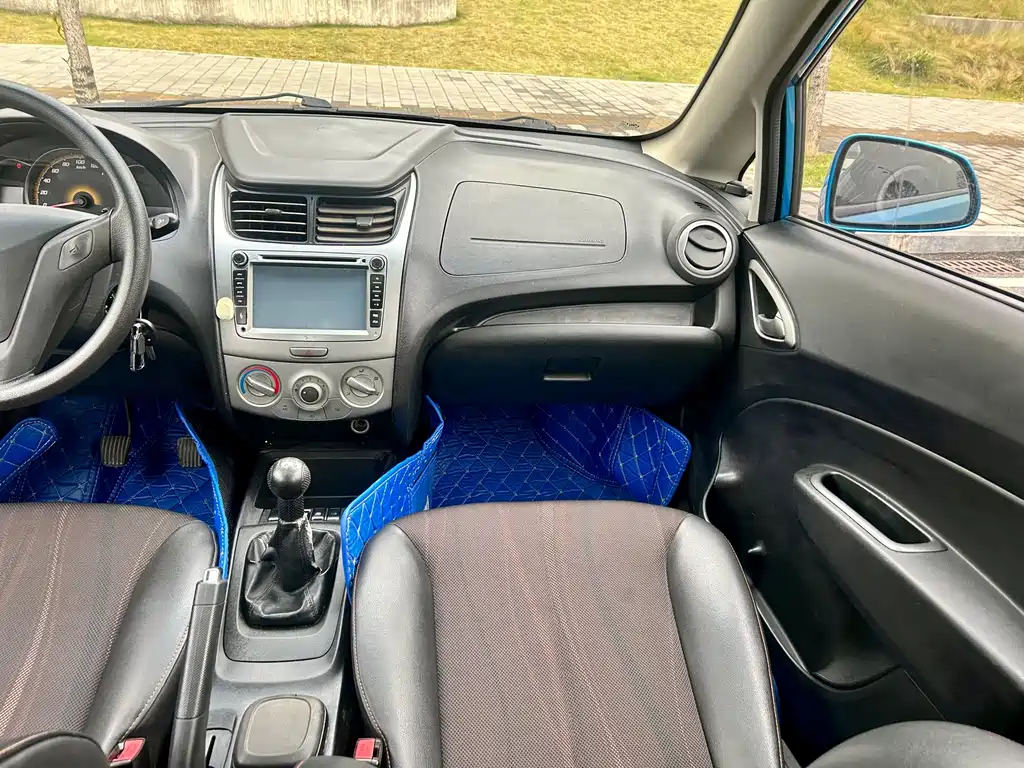 Chevrolet Sail — миниатюра 17