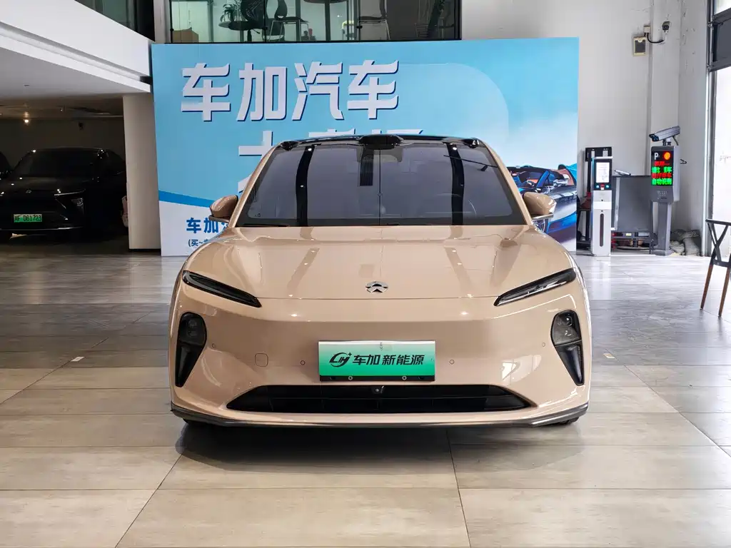 NIO ET5 — миниатюра 2