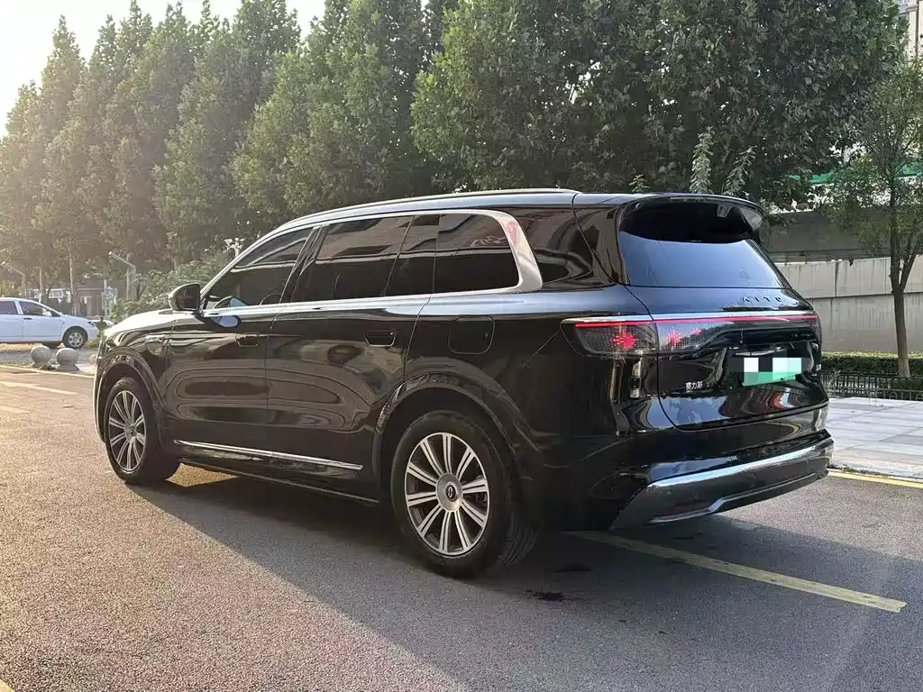 AITO AITO M8 — миниатюра 6