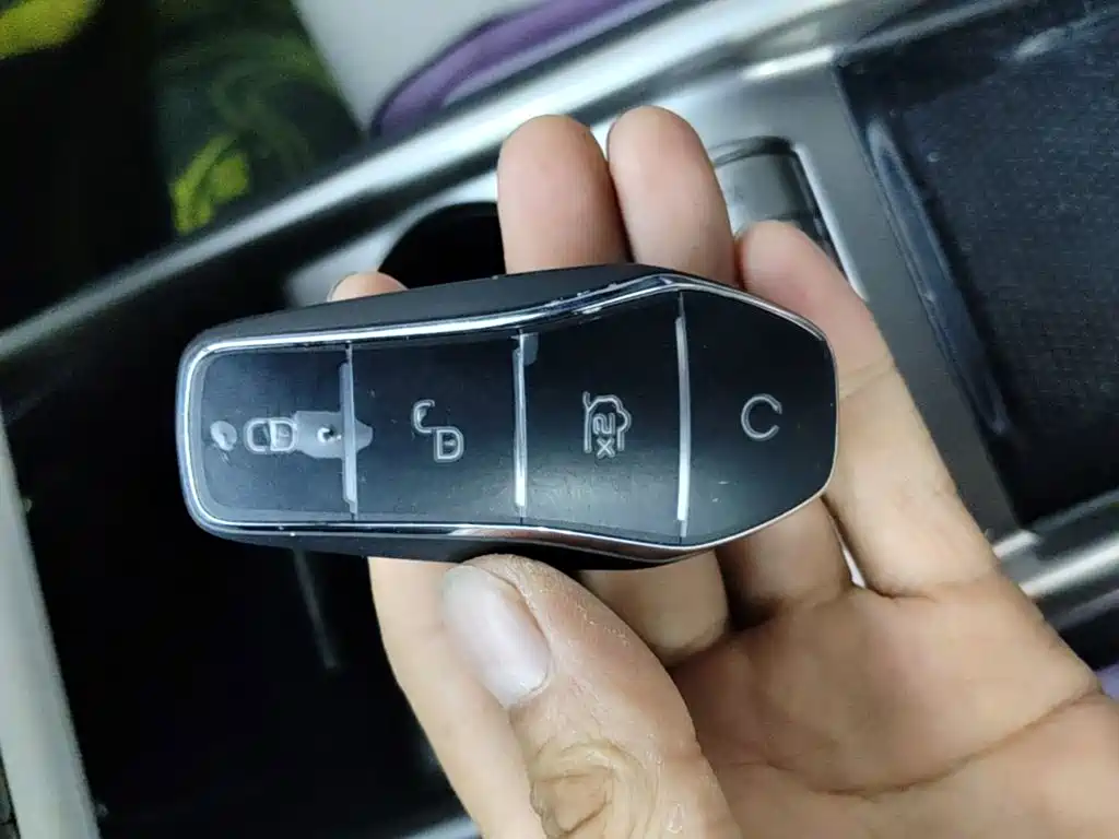 BYD Dolphin — миниатюра 9