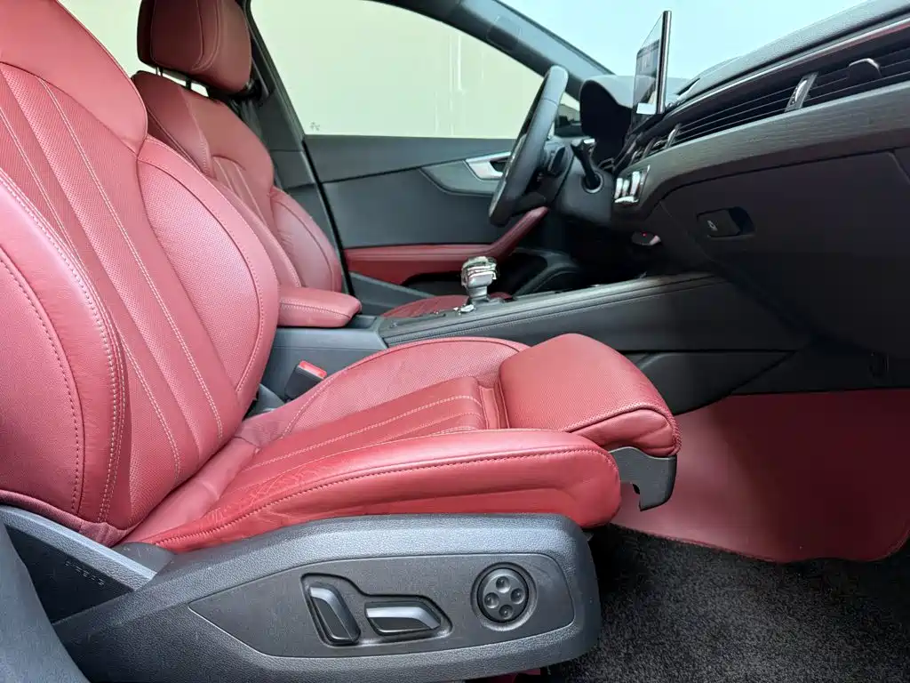 Audi A4L — миниатюра 15