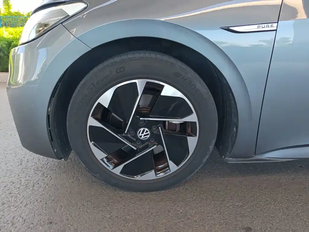 Volkswagen ID.3 — миниатюра 23