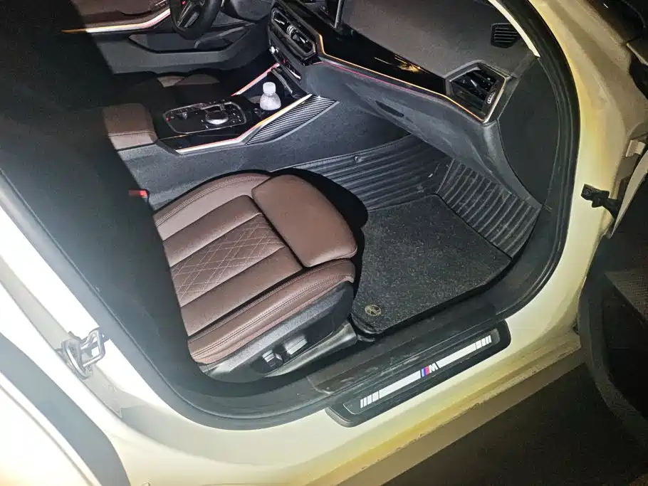 BMW 3 Series — миниатюра 8