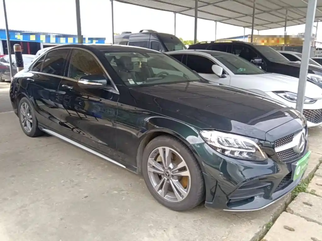 Mercedes-Benz C-Class — миниатюра 4