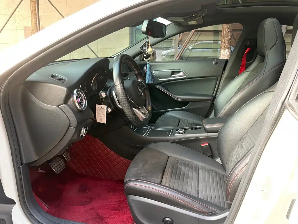 Mercedes-Benz CLA (Import) — миниатюра 6