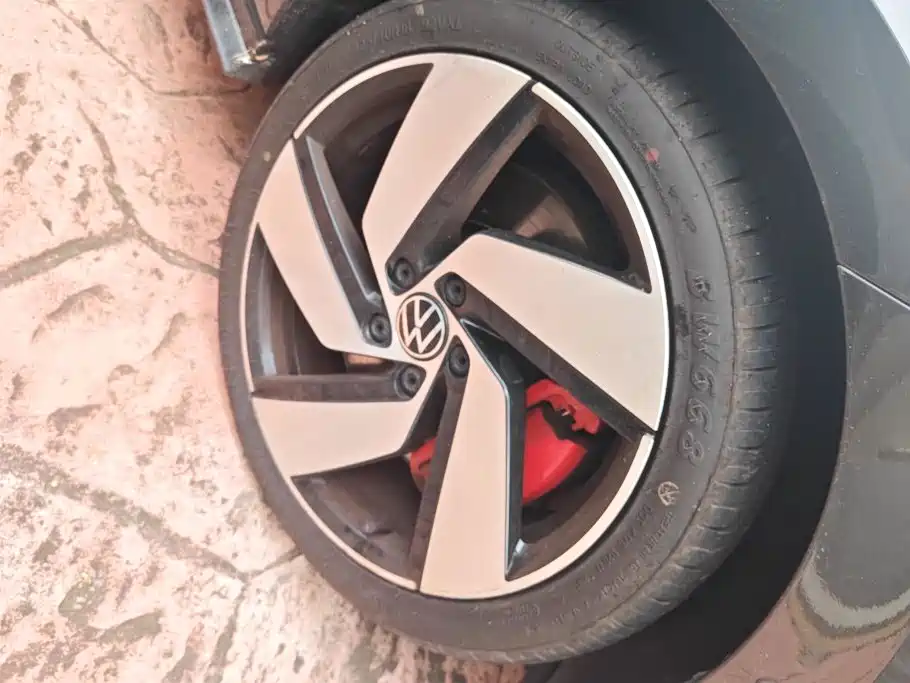 Volkswagen Golf GTI — миниатюра 6