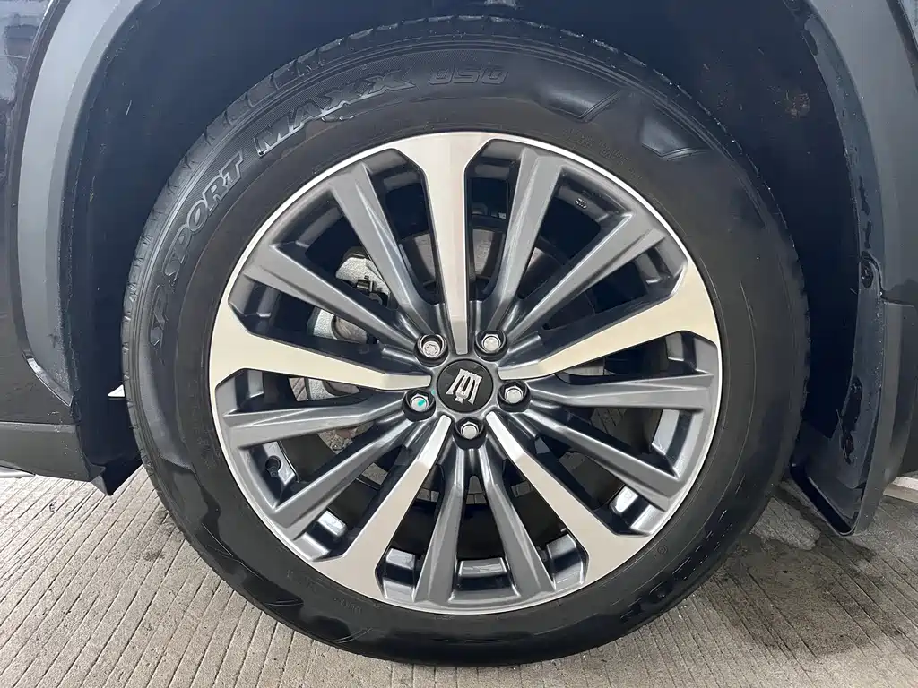 Toyota Crown Kluger — миниатюра 21