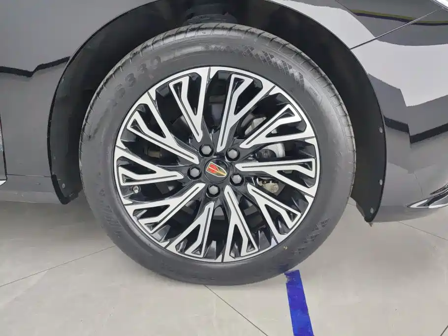 Hongqi Hongqi H5 — миниатюра 6