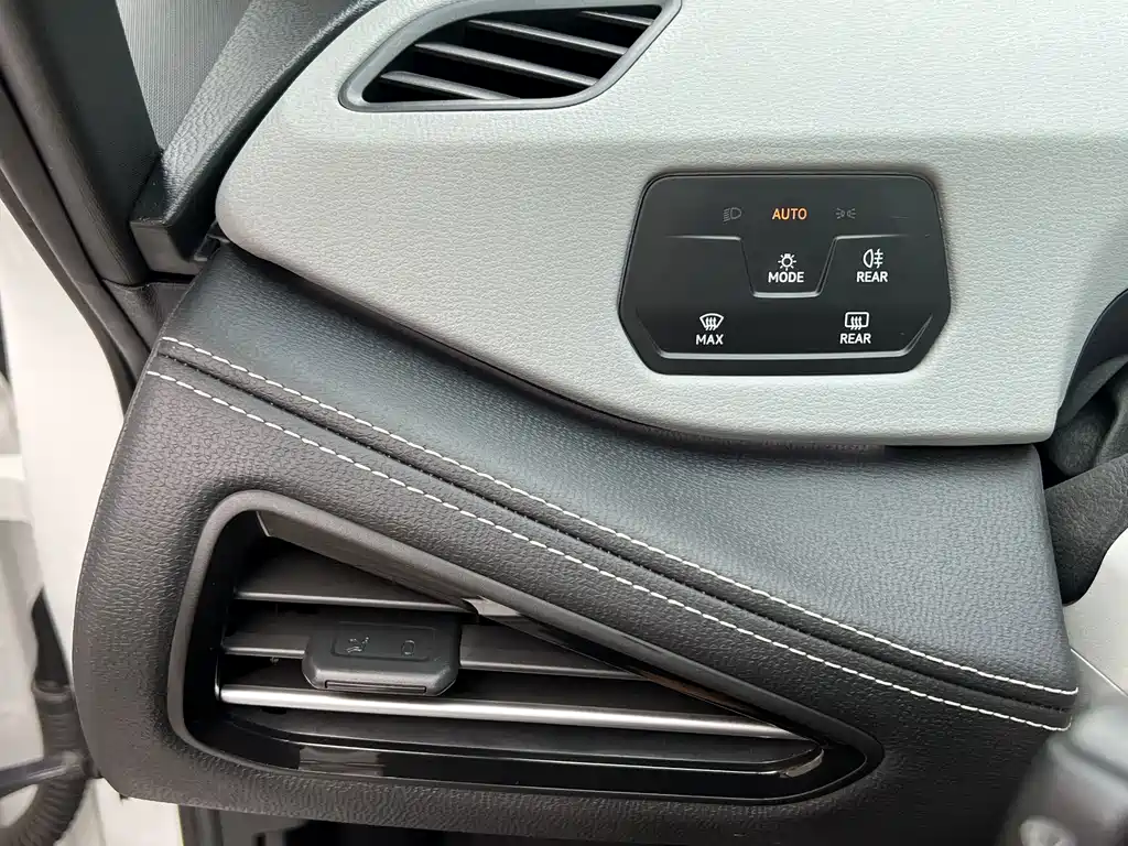 Volkswagen ID.3 — миниатюра 15