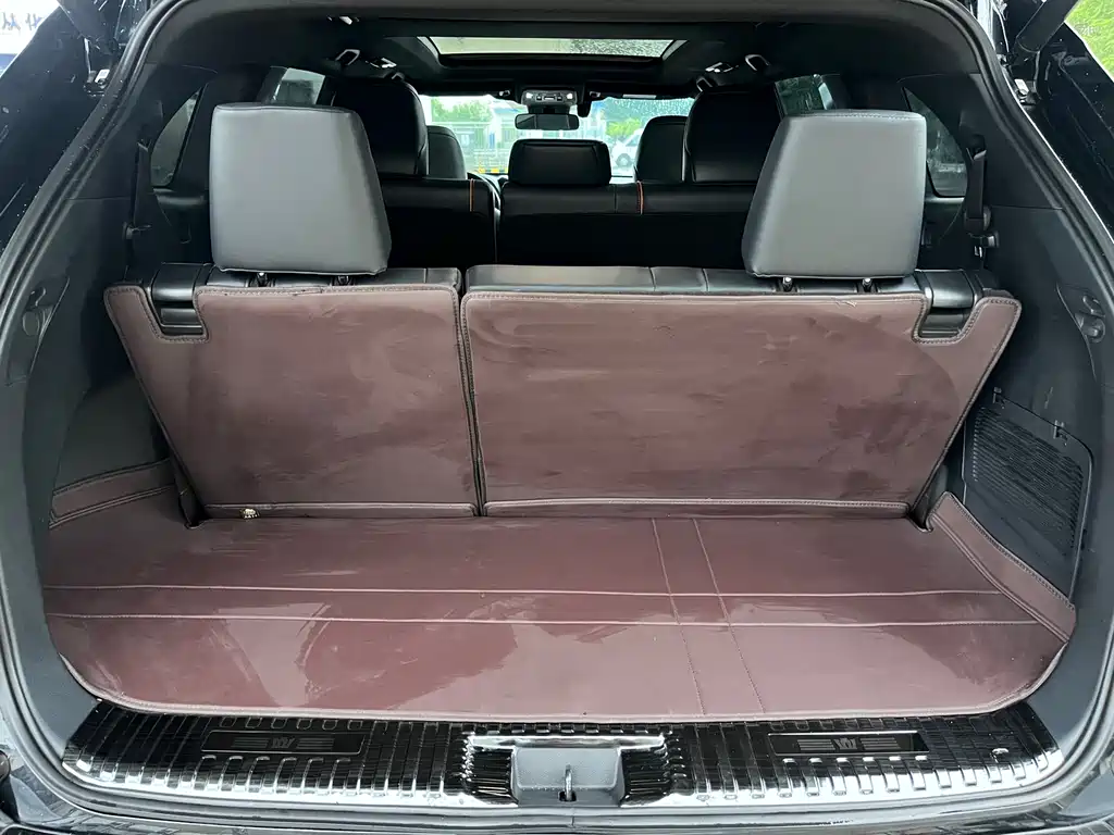Toyota Crown Kluger — миниатюра 16