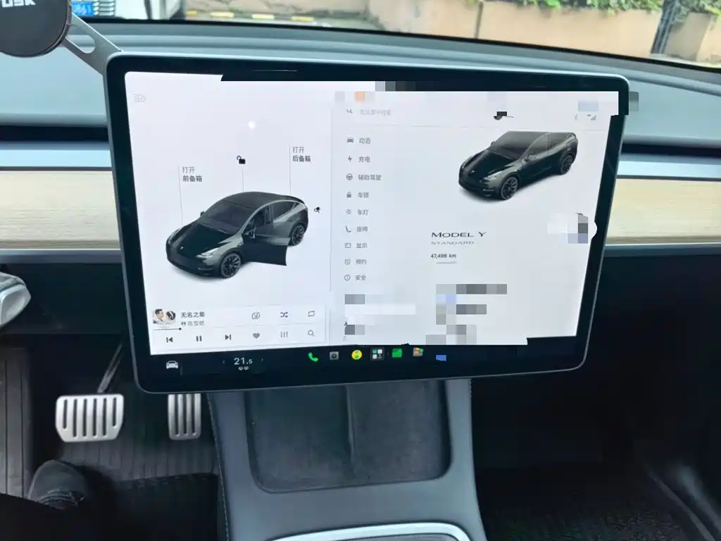 Tesla Model Y — миниатюра 14