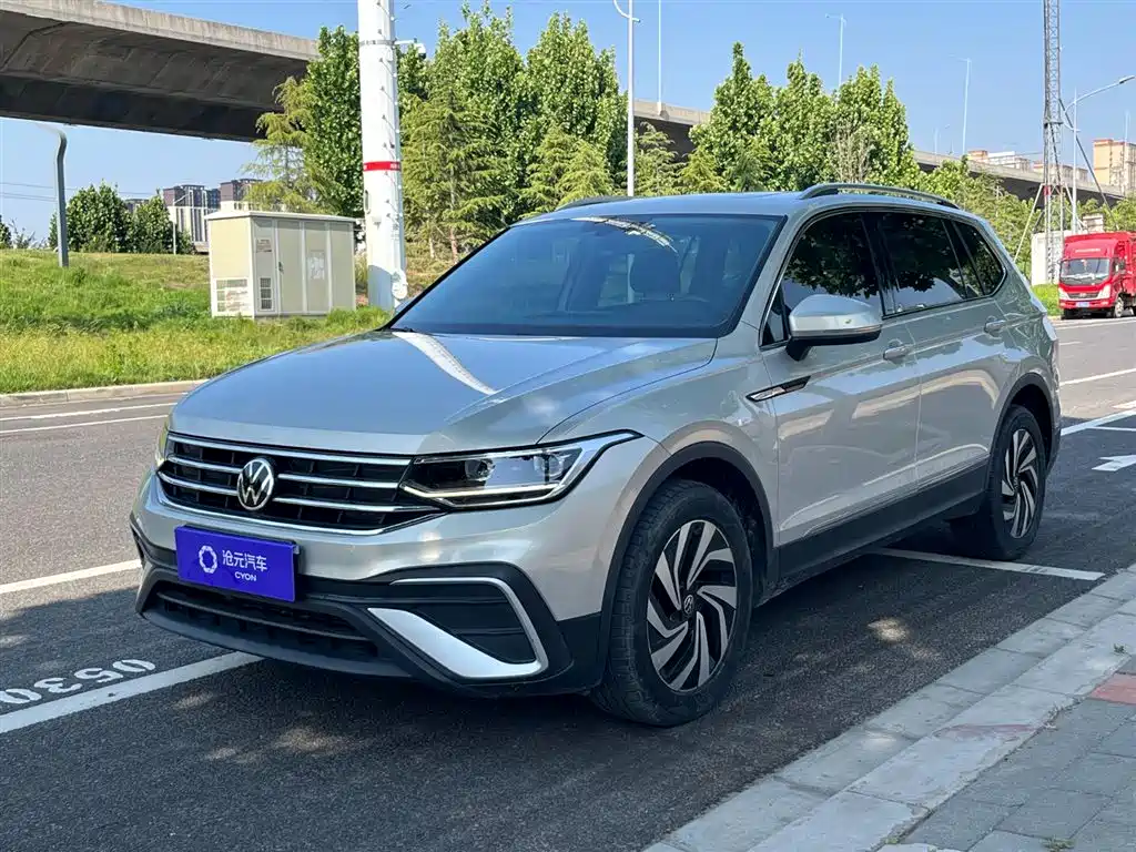 Volkswagen Tiguan L 2023