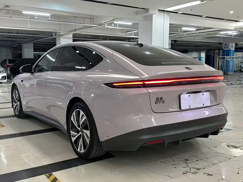 NIO ET5 — миниатюра 12