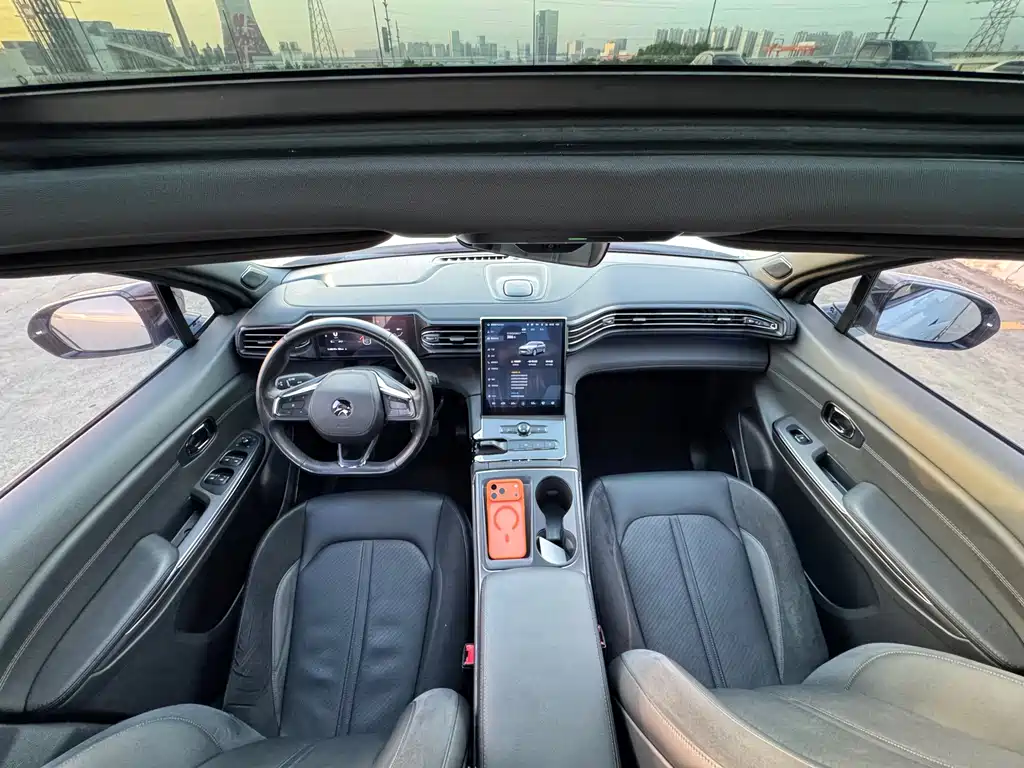 NIO ES6 — миниатюра 14