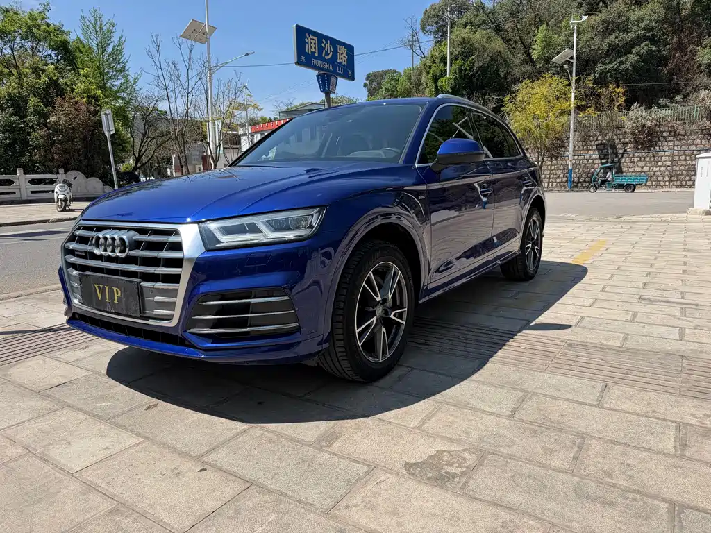Audi Q5L 2018 40 TFSI Fashion VI