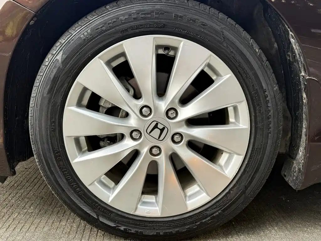 Honda Accord — миниатюра 19