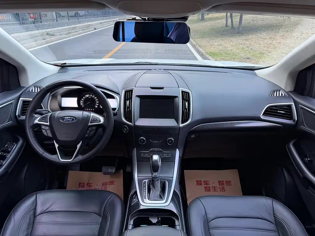 Ford Edge — миниатюра 4