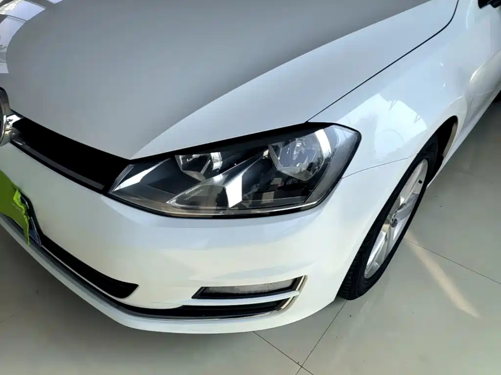 Volkswagen Golf — миниатюра 24