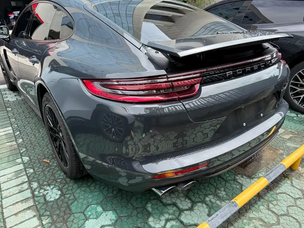 Porsche Panamera — миниатюра 12