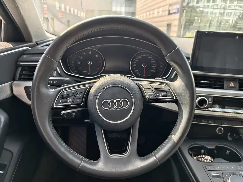 Audi A4L — миниатюра 16