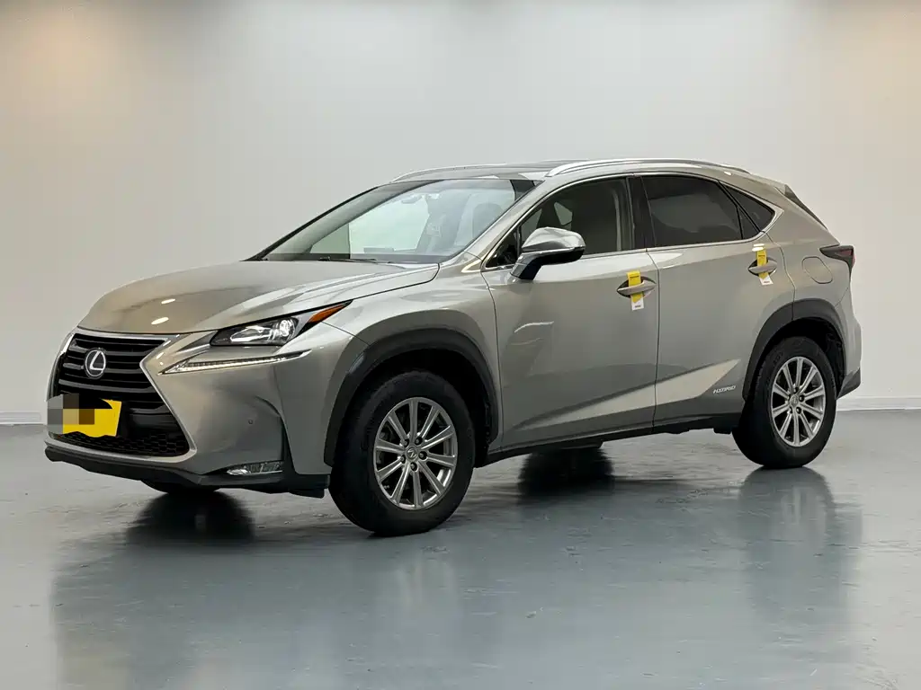 Lexus NX 2015