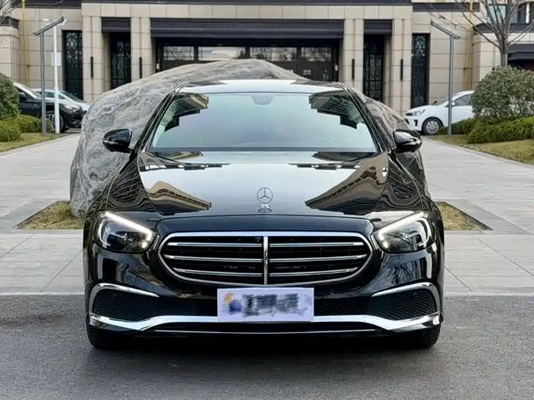 Mercedes-Benz E-Class E 2023 E 300 L Fashion