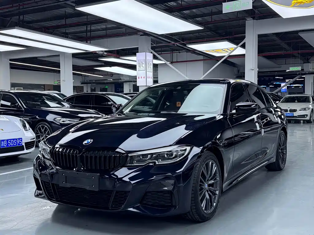 BMW 3 Series 2021