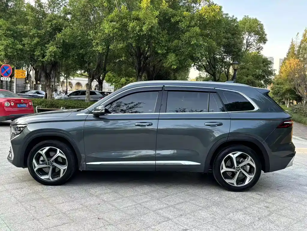 Geely Xingyue L — миниатюра 15