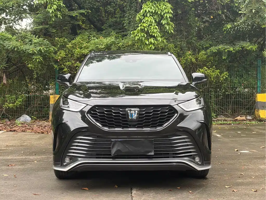 Toyota Crown Kluger — миниатюра 19