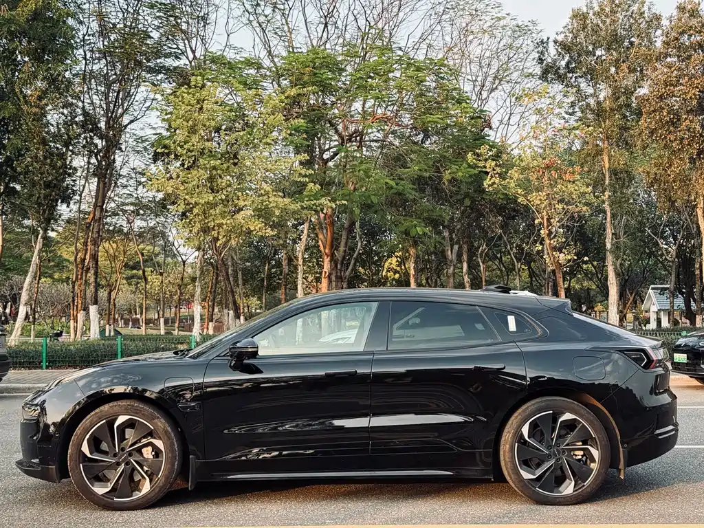 ZEEKR EXTREME KRYPTON 001