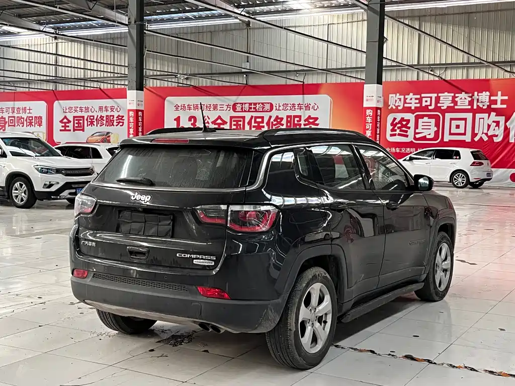 Jeep Compass — миниатюра 10