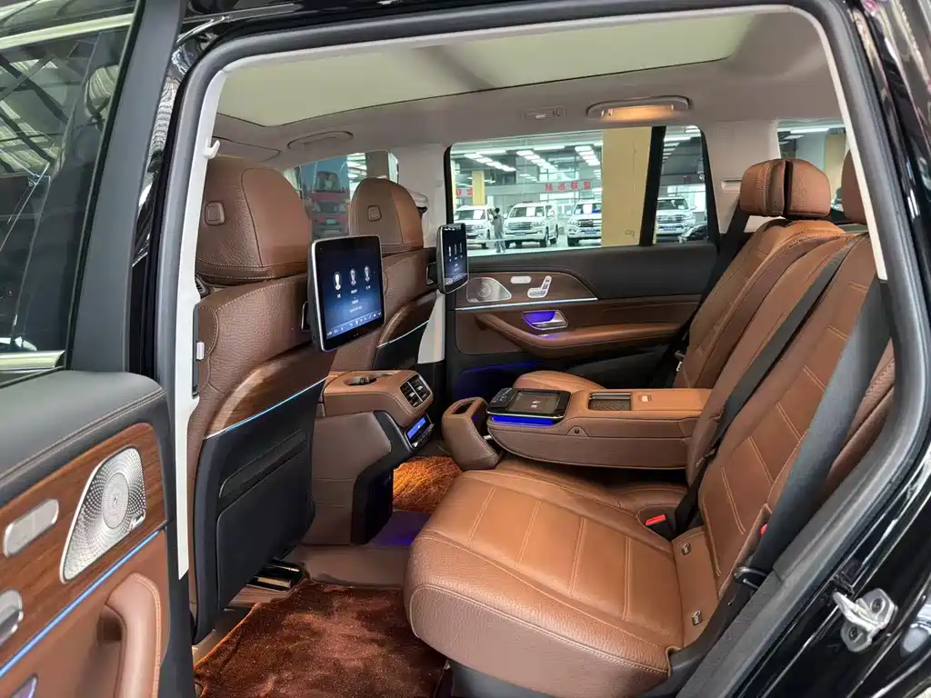Mercedes-Benz GLS — миниатюра 15