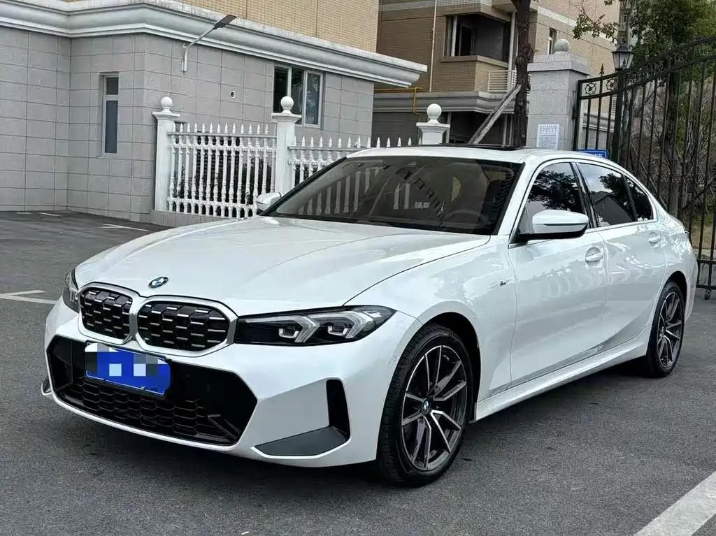 BMW 3 Series 2022