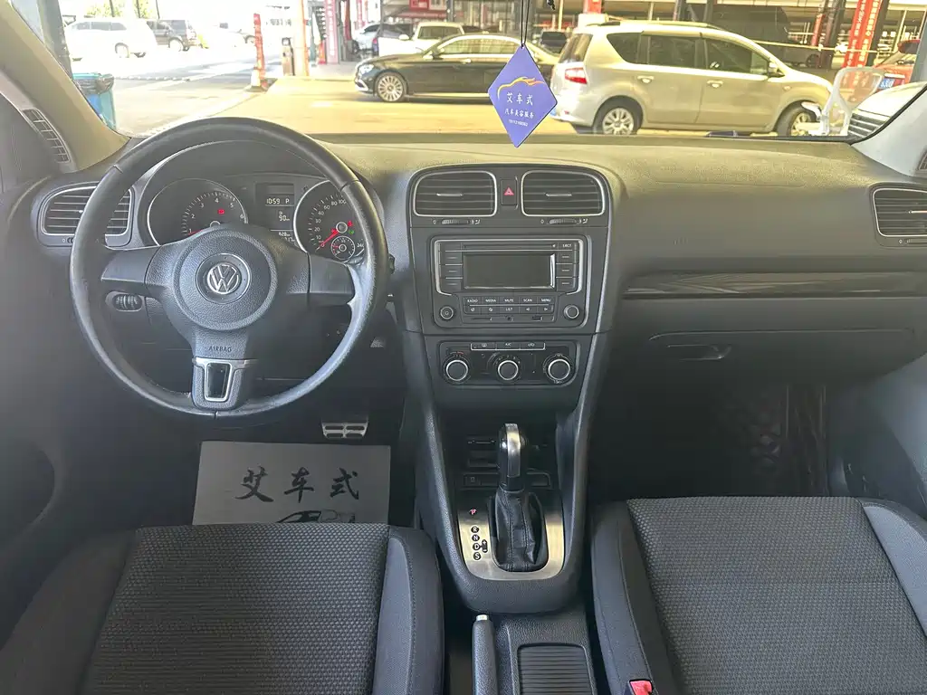 Volkswagen Golf — миниатюра 11