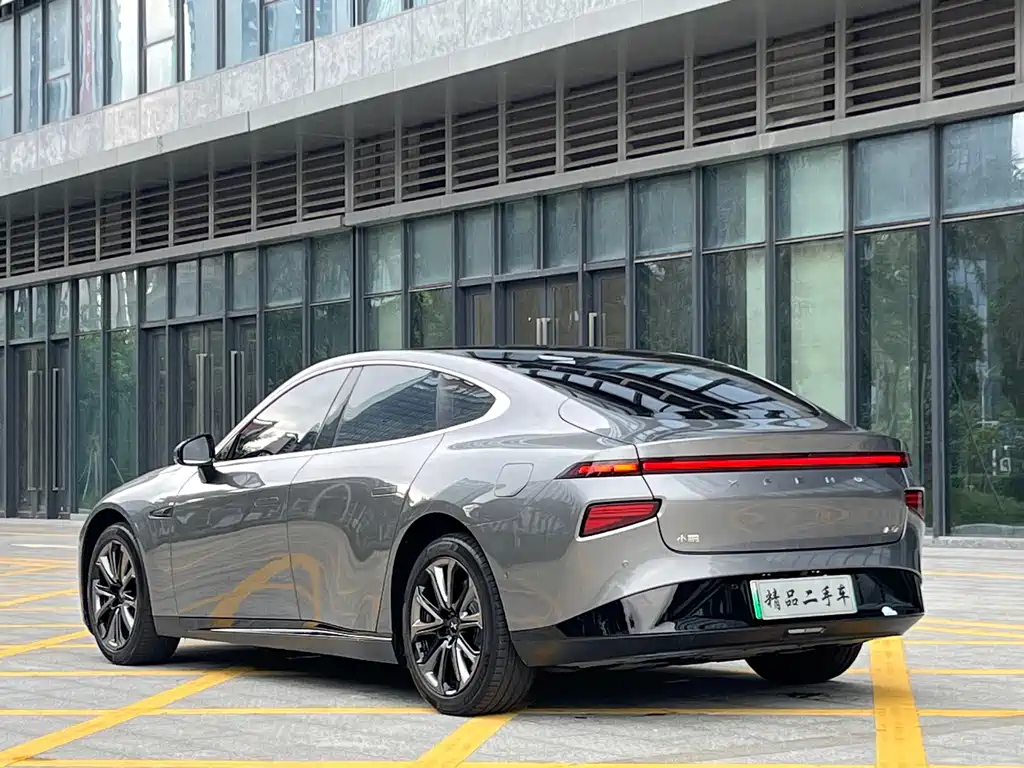 XPeng P7 — миниатюра 4