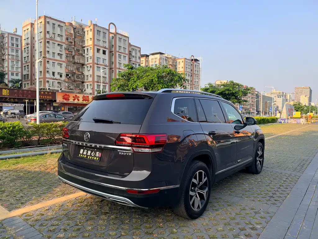 Volkswagen Teramont — миниатюра 6