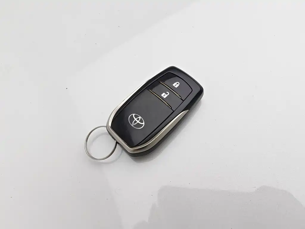 Toyota RAV4 — миниатюра 20