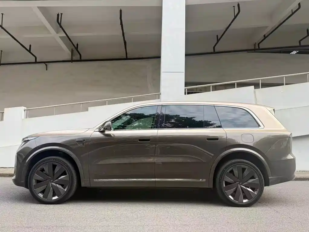 Li Auto Li L9 — миниатюра 2