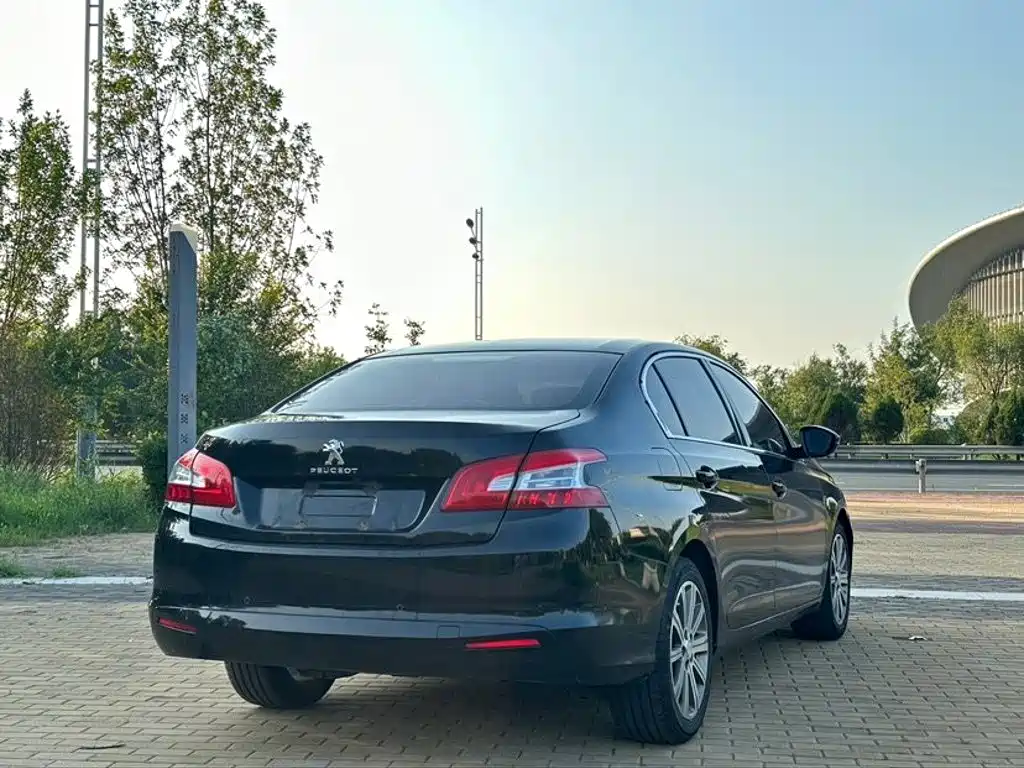 Peugeot 408 — миниатюра 4