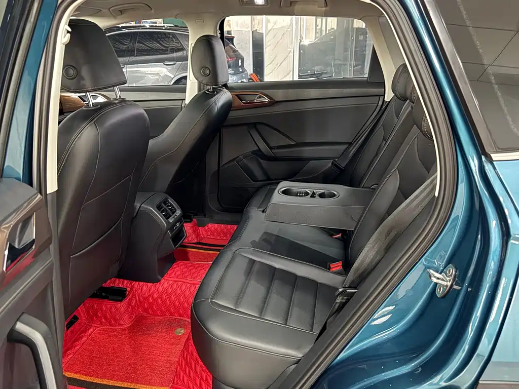 Volkswagen Tharu — миниатюра 6
