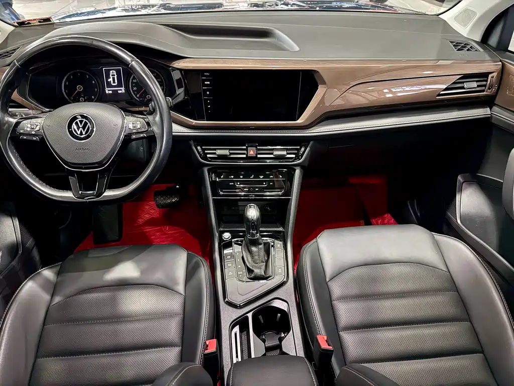 Volkswagen Tharu — миниатюра 9