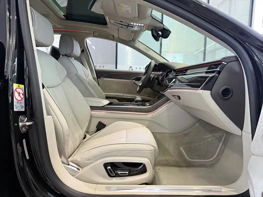 Audi A8 — миниатюра 8
