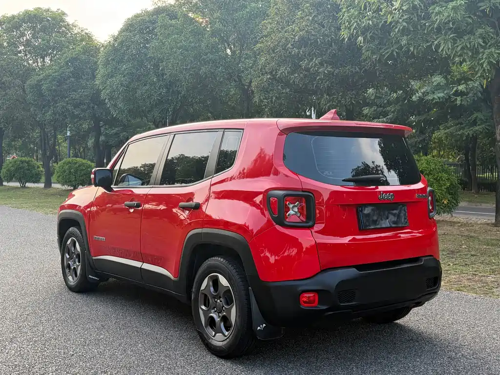 Jeep Renegade — миниатюра 6