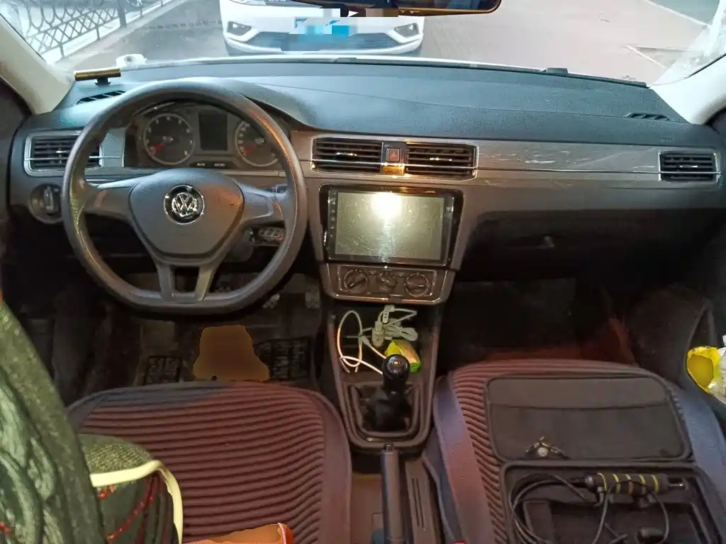 Volkswagen Santana — миниатюра 5