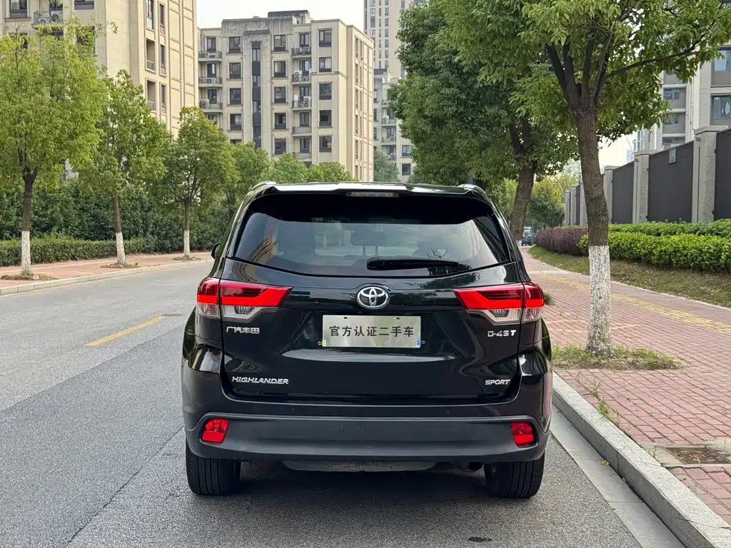 Toyota Highlander — миниатюра 9