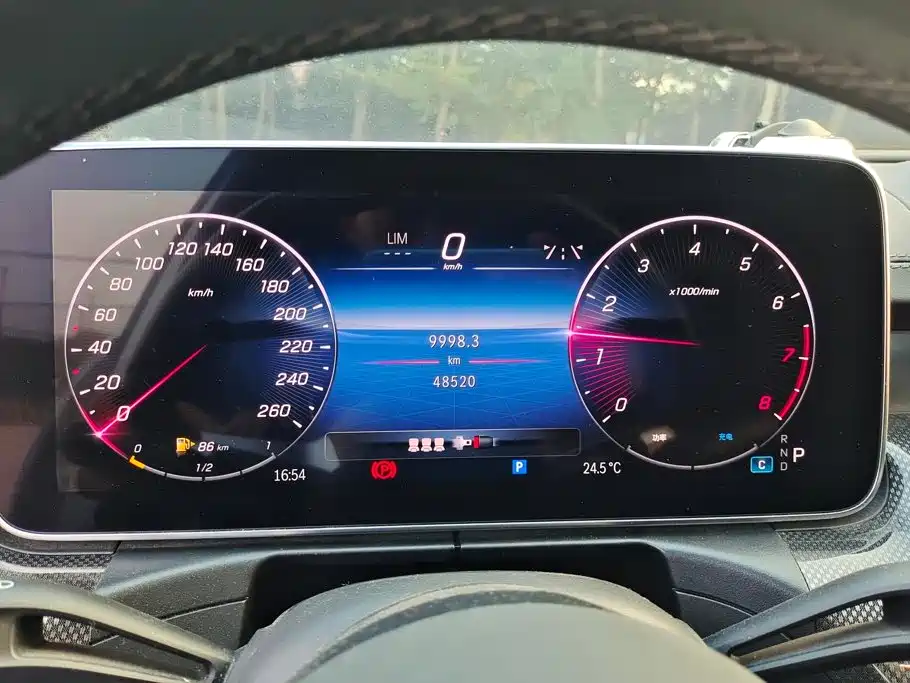 Mercedes-Benz C-Class — миниатюра 14
