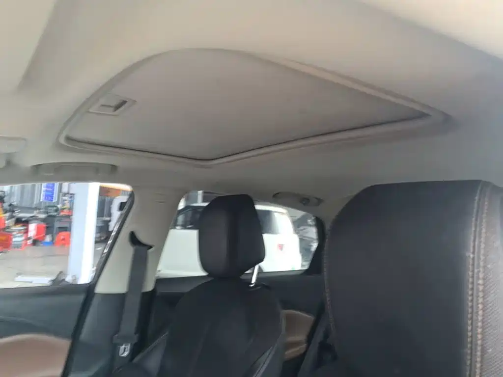 Buick Verano — миниатюра 18