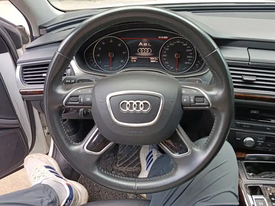 Audi A6L — миниатюра 15
